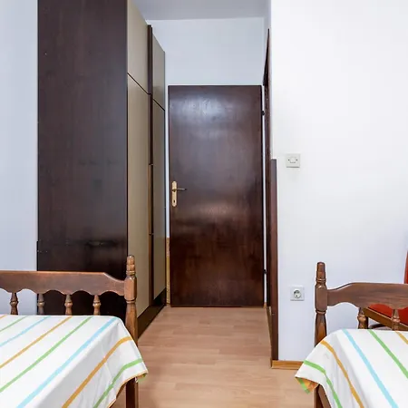Apartments With A Parking Space Medulin - 7494 Room photo
