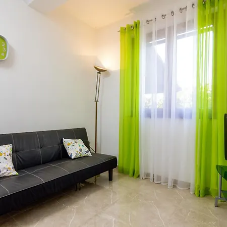Apartments With A Parking Space Medulin - 7494 Room photo