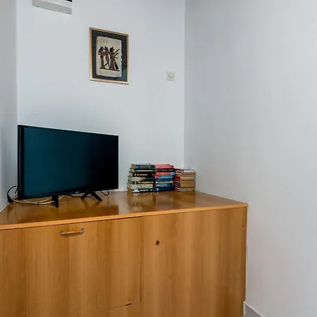 Apartments With A Parking Space Medulin - 7494 Room photo