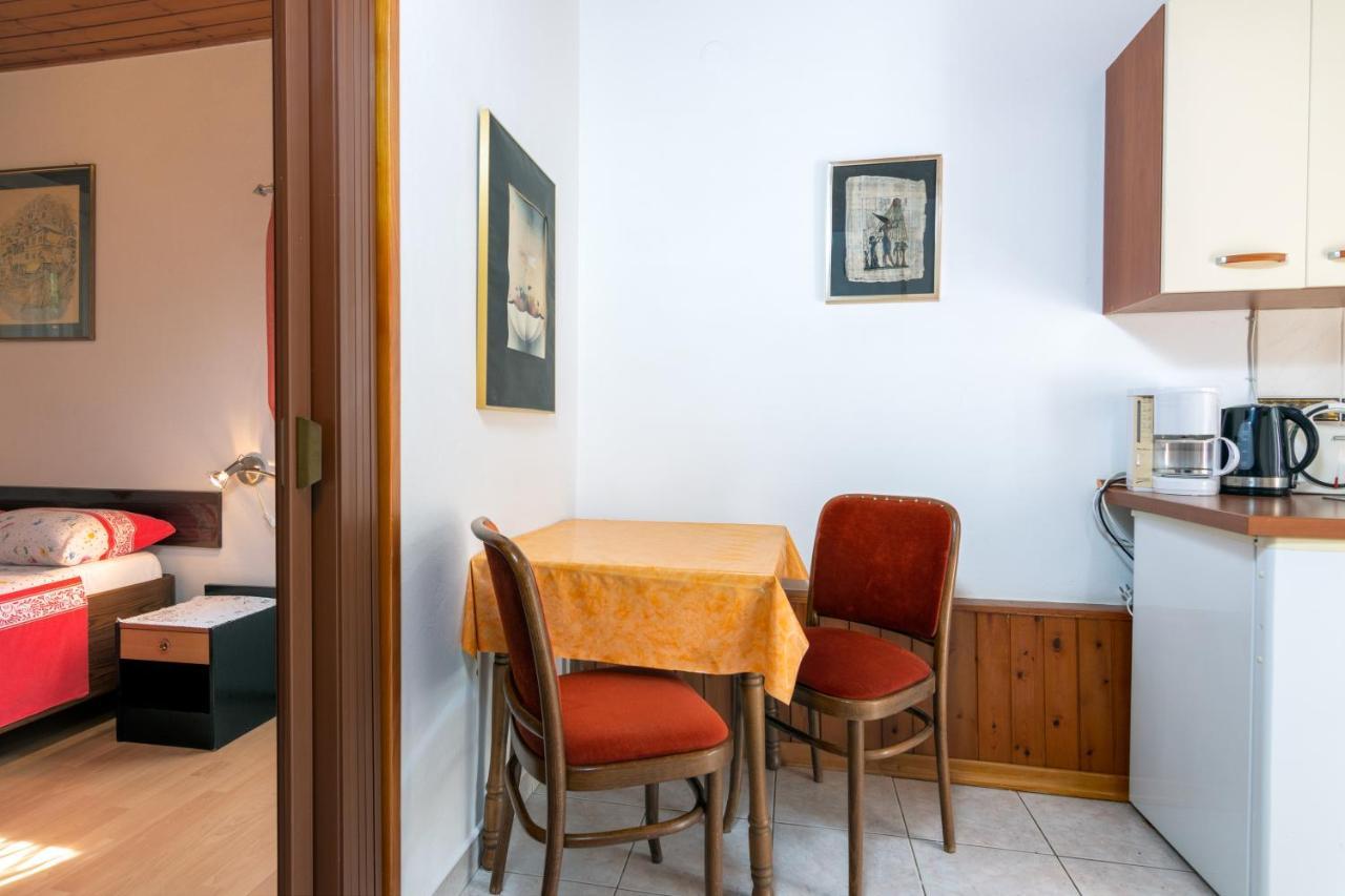 Apartment With A Parking Space - 7494 Medulin